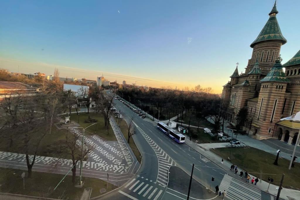 Apartment Superb Intr-O Locatie Premium Тимишоара Экстерьер фото